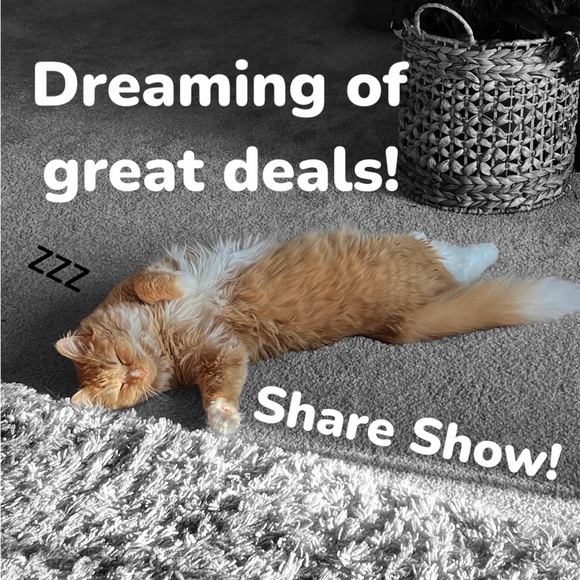 @mikaela_goblin is live!!! - Picture 3 of 6